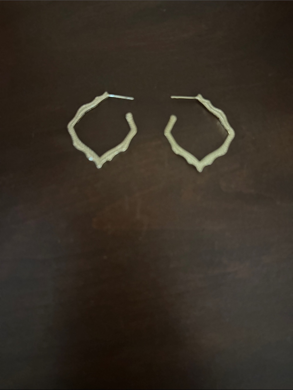 Kendra Scott Gold Wavy Hoop Earrings